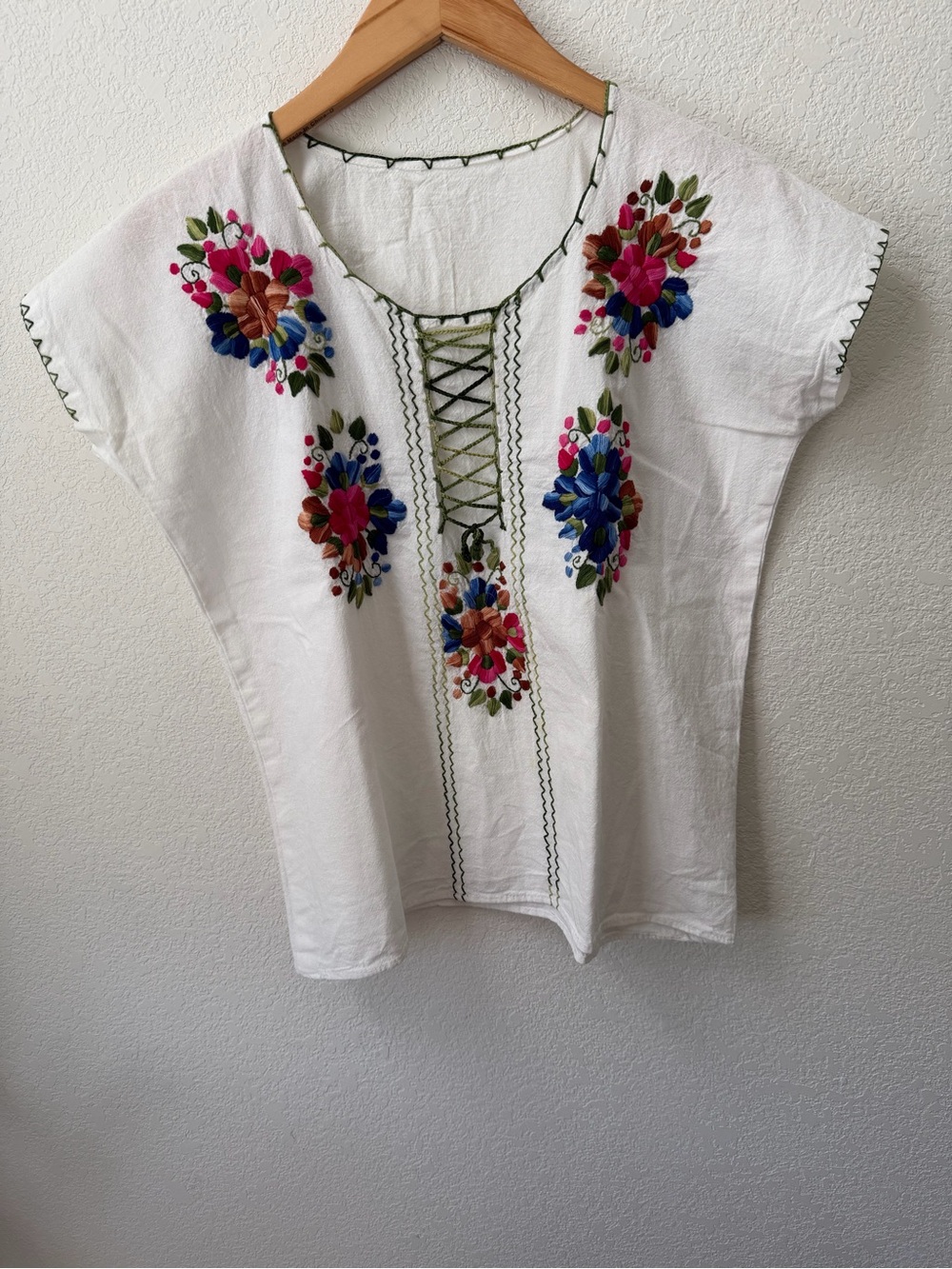 Guatemala 🇬🇹 White Embroidered Shirt